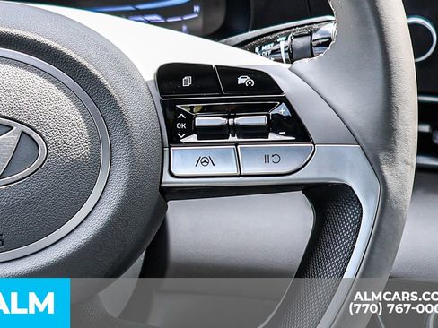 Used 2025 Hyundai Elantra Sport image 34