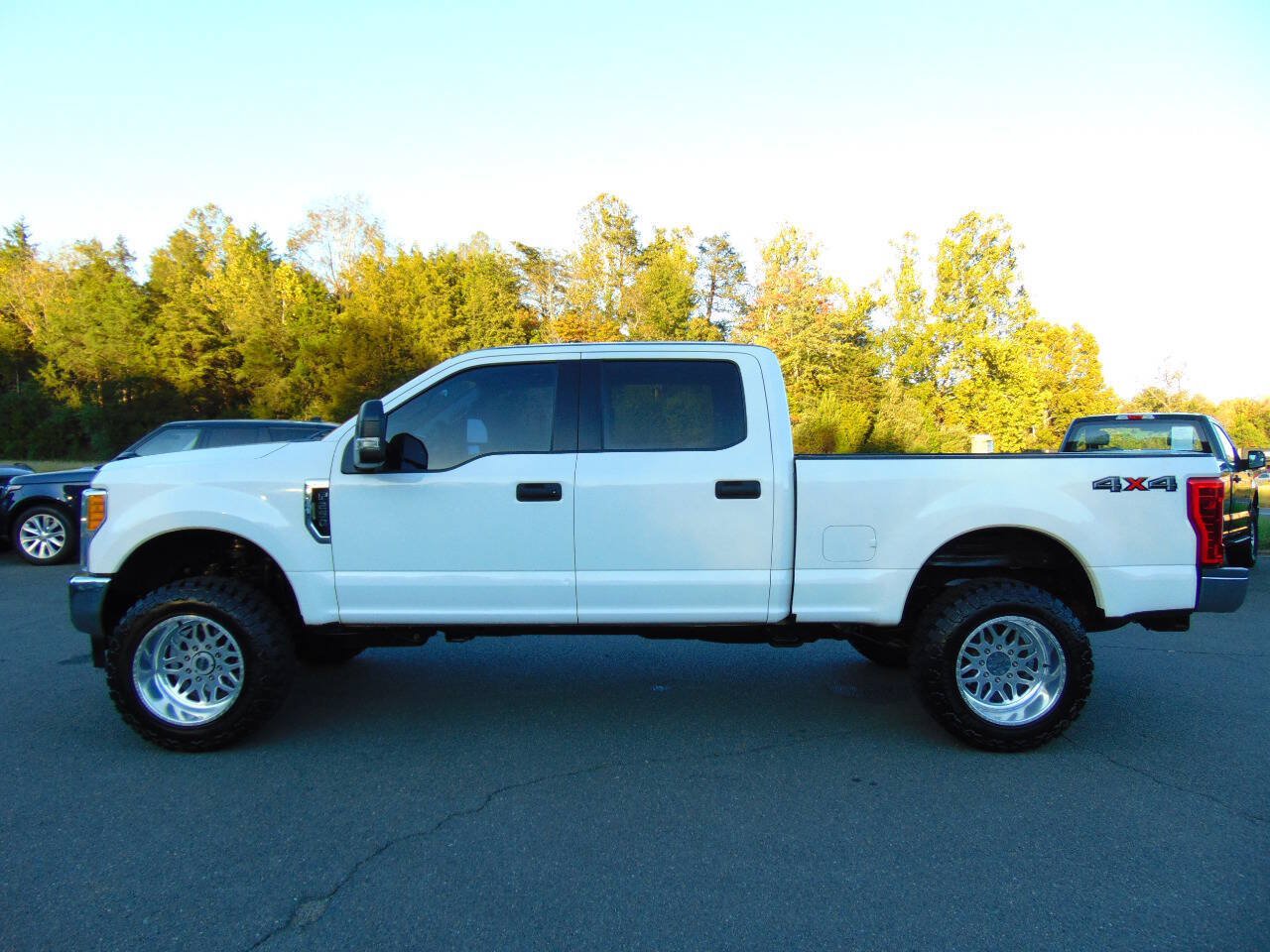 Used 2017 Ford F250 XLT AWD/4WD image 1