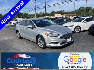 Used 2017 Ford Fusion S image 1