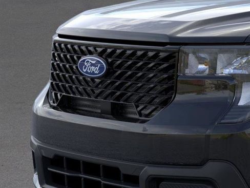 New 2026 Ford Maverick XLT w/ Black Appearance Package AWD/4WD image 18