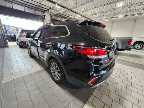 Used 2019 Hyundai Santa Fe XL SE w/ SE Premium Package 02 FWD image 6