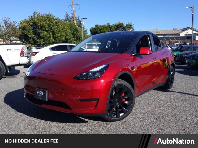 Used 2025 Tesla Model Y Long Range RWD image 1