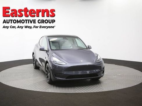 Used 2021 Tesla Model Y Long Range AWD/4WD image 45