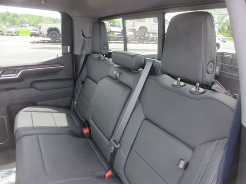 New 2026 GMC Sierra 1500 SLT w/ SLT Premium Plus Package AWD/4WD image 14