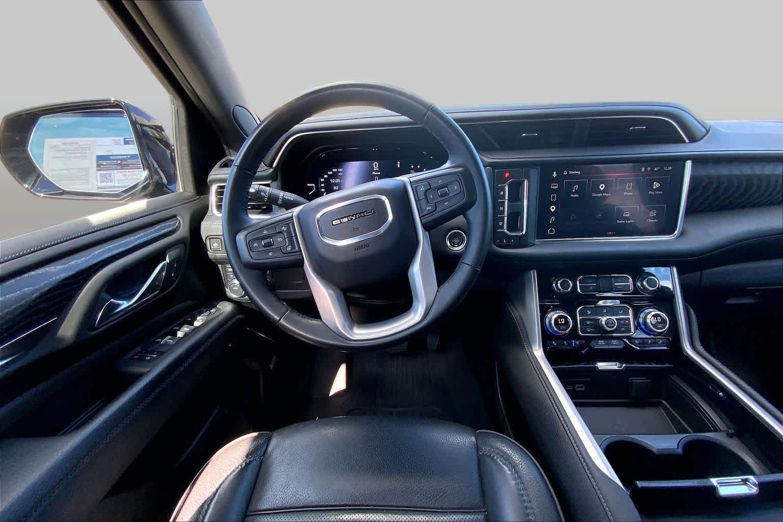 Used 2024 GMC Yukon Denali AWD/4WD image 6