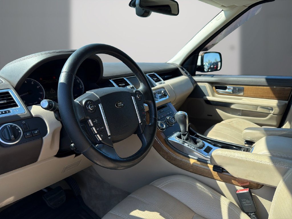 Used 2013 Land Rover Range Rover Sport HSE LUX AWD/4WD image 12