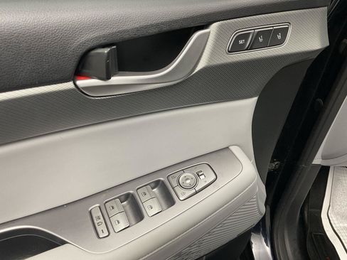 Used 2024 Hyundai Palisade SEL w/ Premium Package FWD image 10