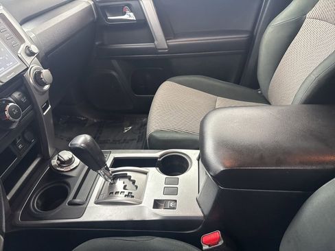 Used 2020 Toyota 4Runner SR5 image 23