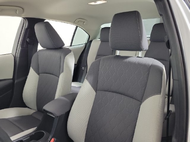 Used 2025 Toyota Corolla LE FWD image 20