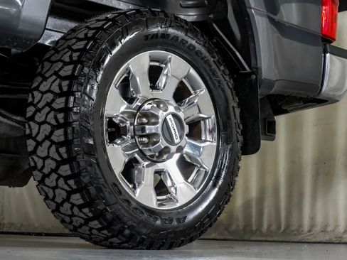 Used 2019 Ford F350 Lariat w/ Chrome Package image 54