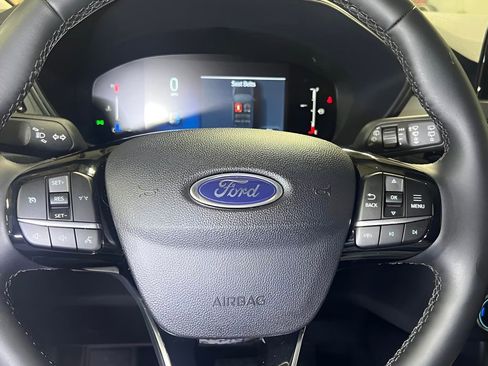 Used 2025 Ford Escape Active w/ Cold Weather Package image 20