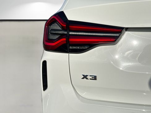 Used 2022 BMW X3 M40i w/ Premium Package image 10