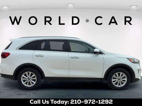 Used 2020 Kia Sorento LX w/ LX I4 Convenience Package FWD image 8