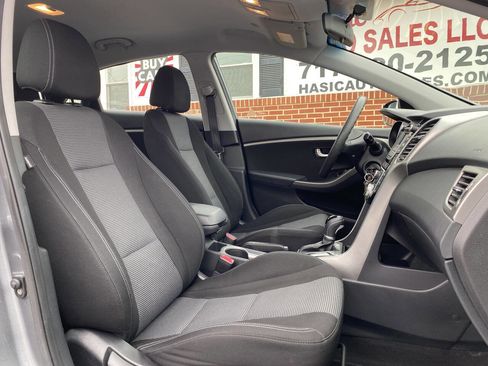 Used 2016 Hyundai Elantra GT image 18