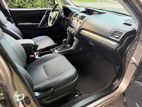 Used 2016 Subaru Forester 2.5i Touring w/ Eyesight & Navigation System image 25