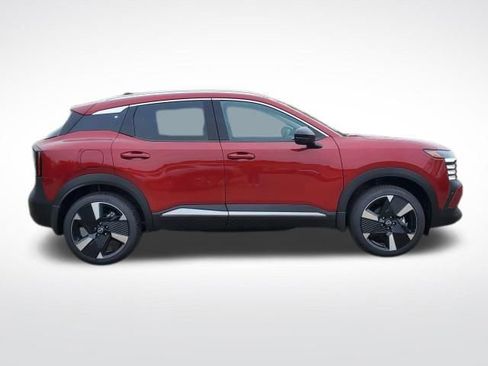 New 2026 Nissan Kicks SR w/ SR Premium Package image 6