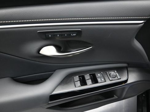 Used 2025 Lexus ES 300h w/ Premium Package FWD image 10