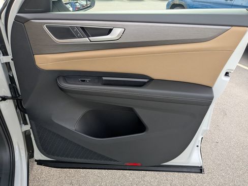 New 2026 Volkswagen Atlas Cross Sport SE image 31