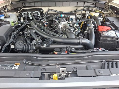 New 2025 Ford Bronco Badlands image 19