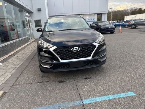 Used 2021 Hyundai Tucson SE image 3