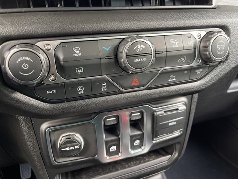 New 2026 Jeep Wrangler Sport image 33