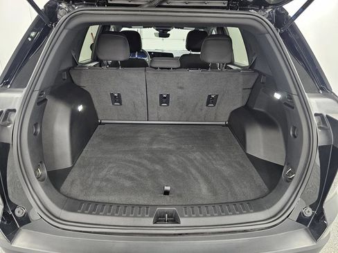 Used 2025 Chevrolet Equinox LT w/ Safety and Technology Package FWD image 23