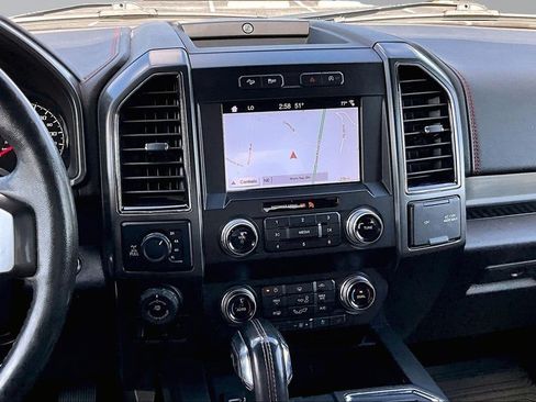 Used 2019 Ford F150 Lariat w/ Equipment Group 502A Luxury AWD/4WD image 6