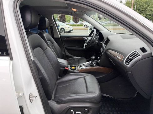 Used 2013 Audi Q5 2.0T Prestige AWD/4WD image 18