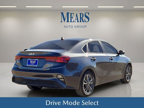 Used 2024 Kia Forte LXS image 6