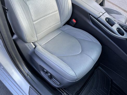 Used 2019 Toyota Avalon Limited w/ Advanced Safety Package FWD image 42