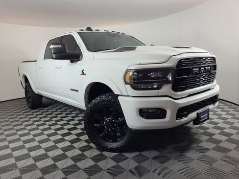 Used 2024 RAM 2500 Limited image 1
