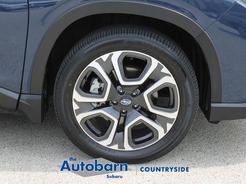 Used 2023 Subaru Ascent Touring AWD/4WD image 33
