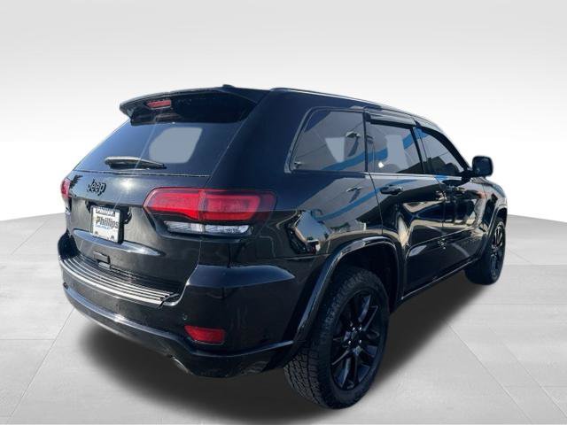 Used 2020 Jeep Grand Cherokee Altitude AWD/4WD image 13