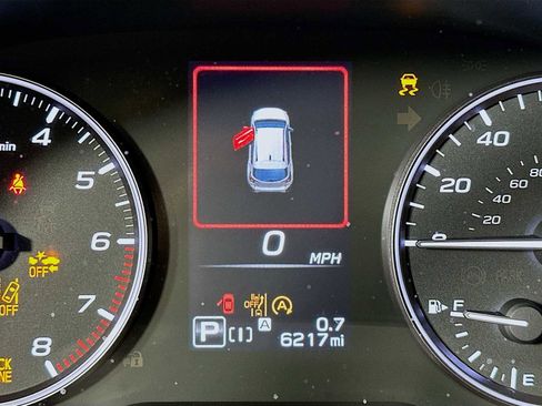 Certified 2025 Subaru Crosstrek 2.0i Premium image 12