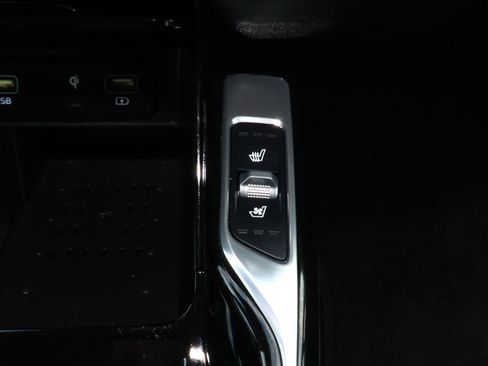 Used 2021 Kia Sorento SX image 31