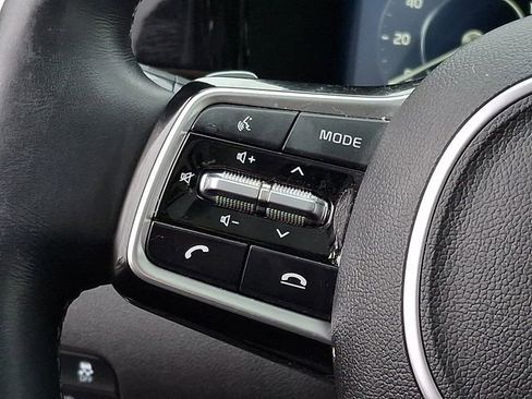Certified 2023 Kia Sorento SX Prestige image 23