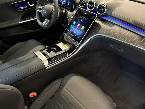 New 2025 Mercedes-Benz C 300 4MATIC Sedan image 18