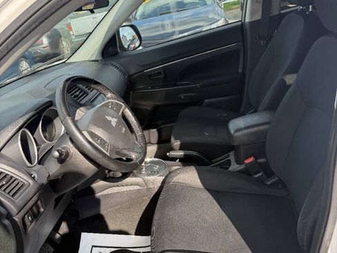 Used 2015 Mitsubishi Outlander Sport ES FWD image 14