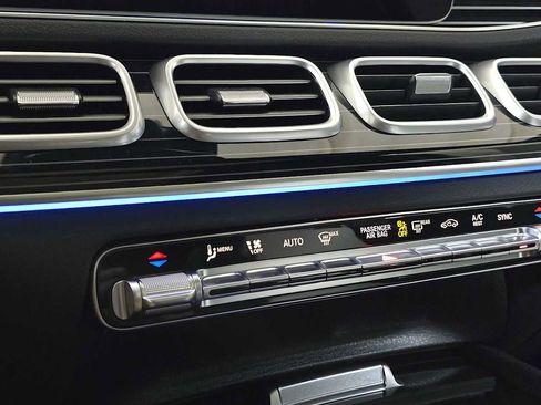 New 2026 Mercedes-Benz GLE 450 4MATIC image 30