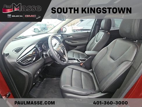 Used 2023 Buick Encore GX Essence w/ Experience Buick Package image 6