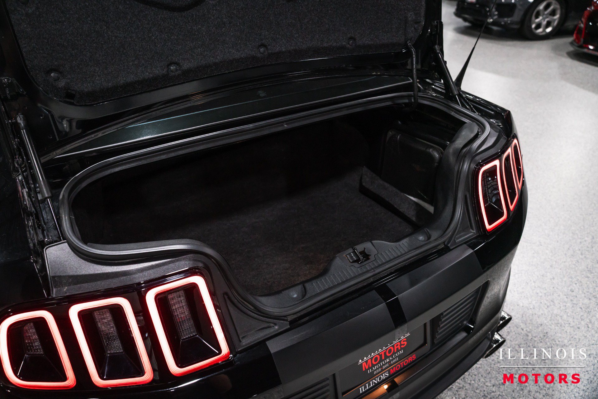 Used 2014 Ford Mustang Shelby GT500 RWD image 16