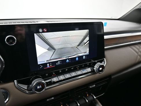 New 2026 GMC Canyon Denali image 14