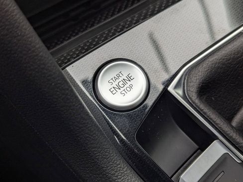 New 2026 Volkswagen Taos SEL AWD/4WD image 15