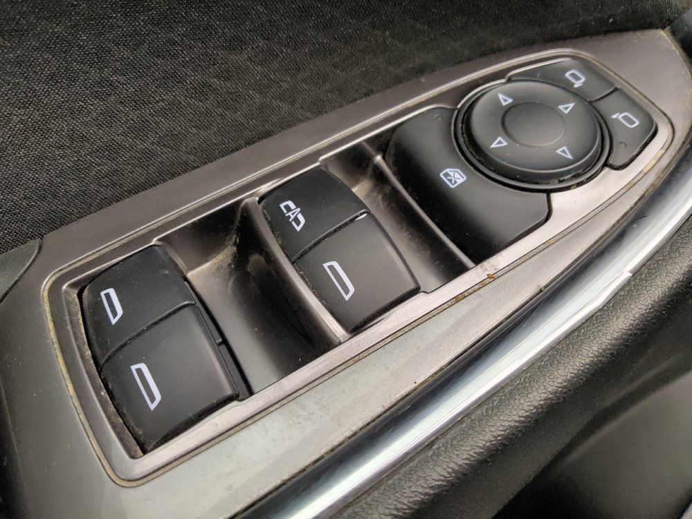 Used 2018 Chevrolet Malibu LT FWD image 27