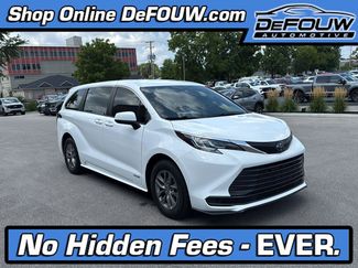 Used 2021 Toyota Sienna LE FWD video 1