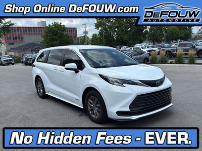 Used 2021 Toyota Sienna LE