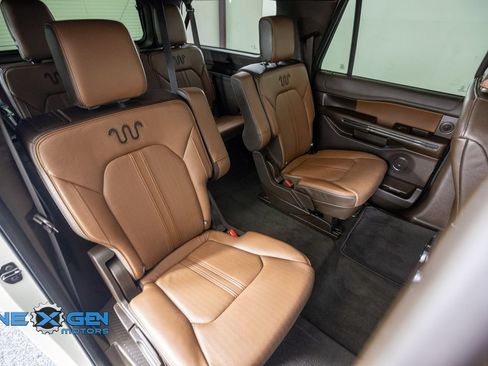 Used 2024 Ford Expedition Max King Ranch AWD/4WD image 41
