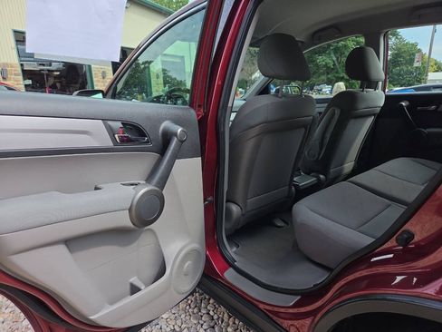 Used 2011 Honda CR-V LX image 11