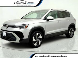 Used 2025 Volkswagen Taos SE AWD/4WD video 1