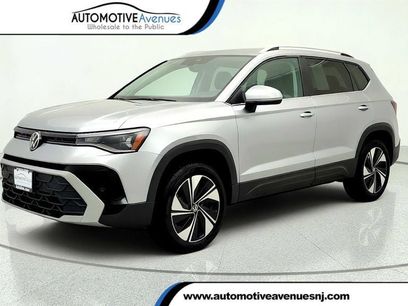 Used 2025 Volkswagen Taos SE